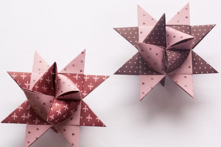 Tulipan – origami z papieru krok po kroku