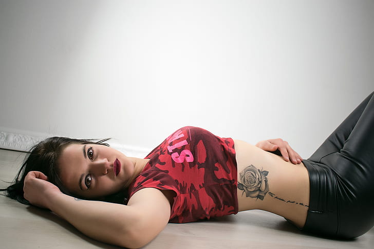 Tatuaż róża – znaczenie, symbolika i inspiracje